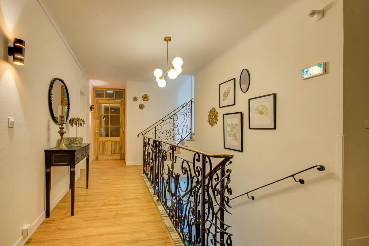 Logis Hotel Le Blason De Provence Monteux