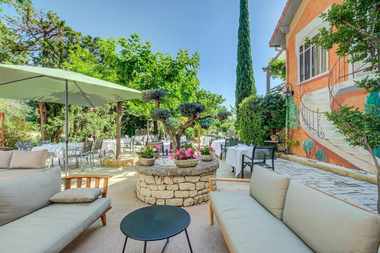 Logis Hotel Le Blason De Provence Monteux 3*,  Frankrijk